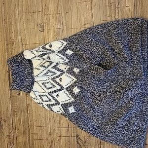 Girls sweater cape
